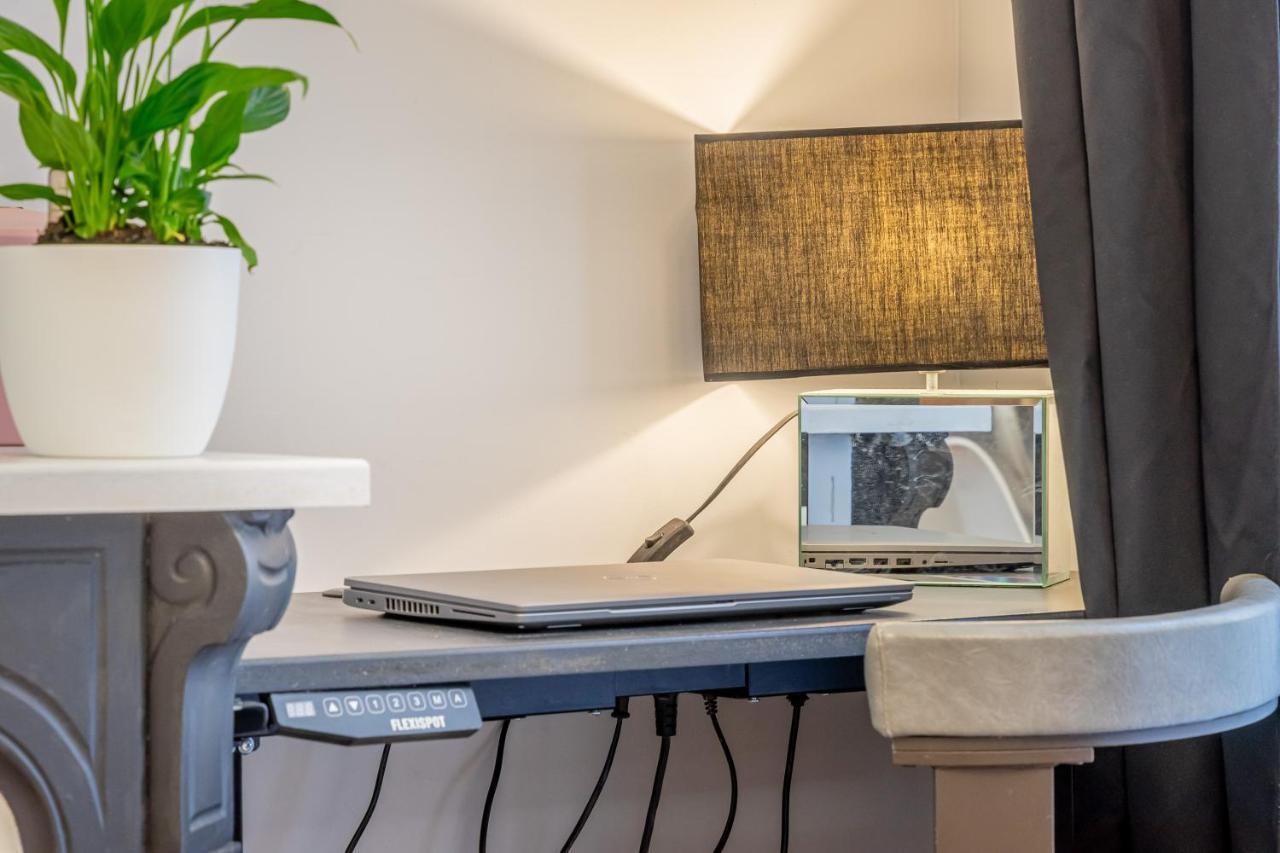 Nouvel Appartement De Caractere Et Climatise A La Joliette Marseille Exteriör bild